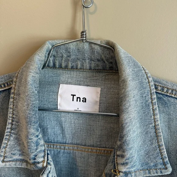 TNA Light Wash Denim Jacket - Picture 3 of 5